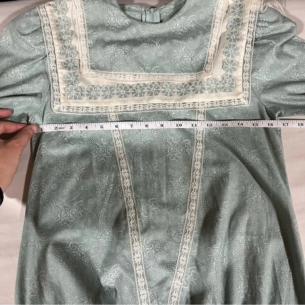 Gunne Sax Vintage Sage Green Floral Lace Dress with Drop Waist Cottagecore - Picture 11 of 13